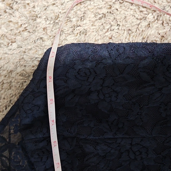 EUC Lulu's Navy Lace Dress - Picture 11 of 12